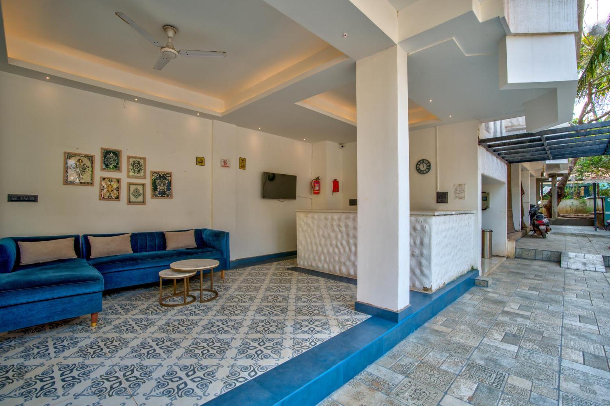 Hotel Pajaros Blu กาลังกูติ ภายนอก รูปภาพ