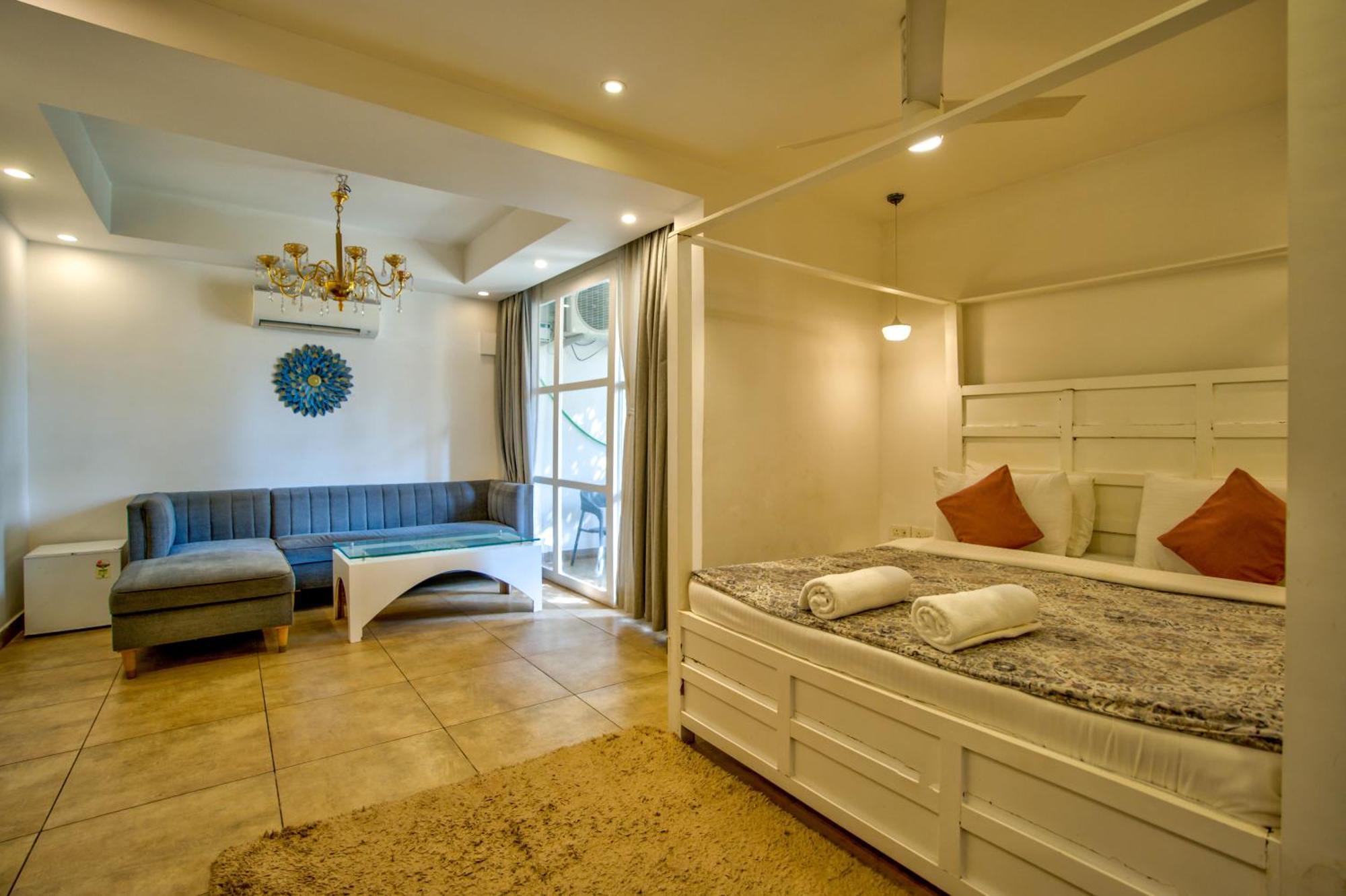 Hotel Pajaros Blu กาลังกูติ ภายนอก รูปภาพ