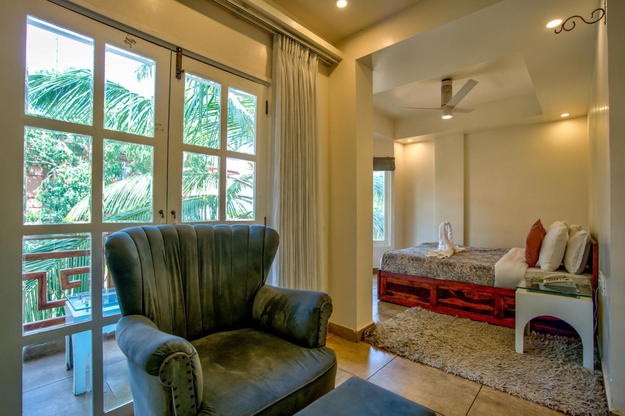 Hotel Pajaros Blu กาลังกูติ ภายนอก รูปภาพ